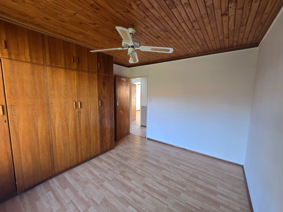 4 Bedroom Property for Sale in Heuwelsig Free State